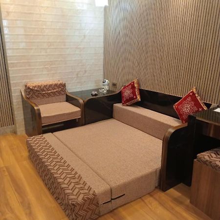 Ostro Inn Studio Apartment Kolkata Exterior photo